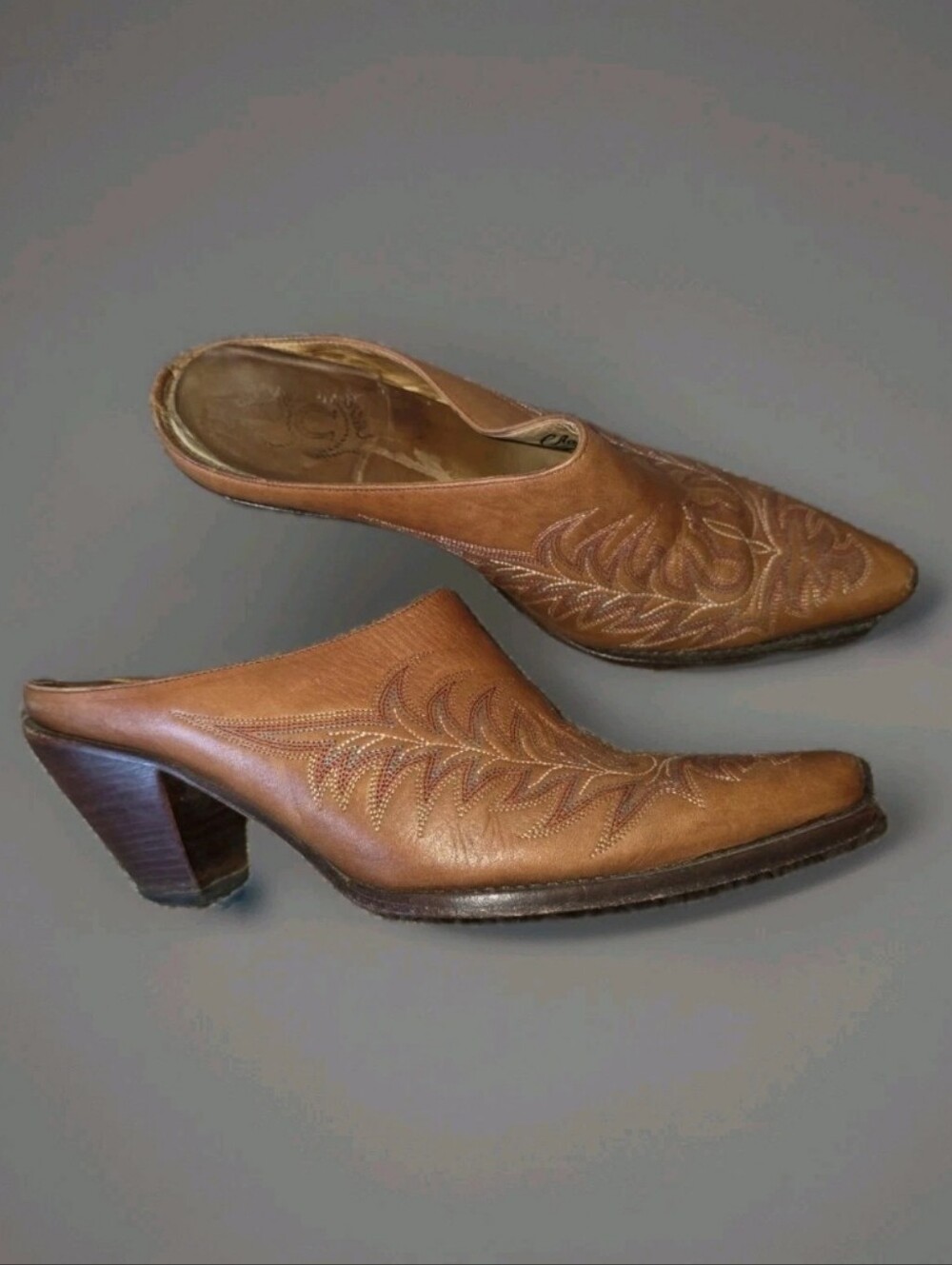 Charlie 1 Horse Handcrafted Western Mules 7B